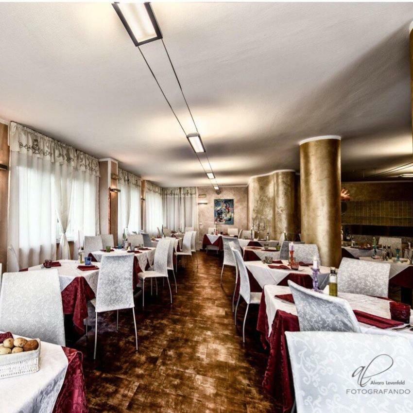 מלון Vidracco Ristorante Pizzeria Principe D'Oro מראה חיצוני תמונה